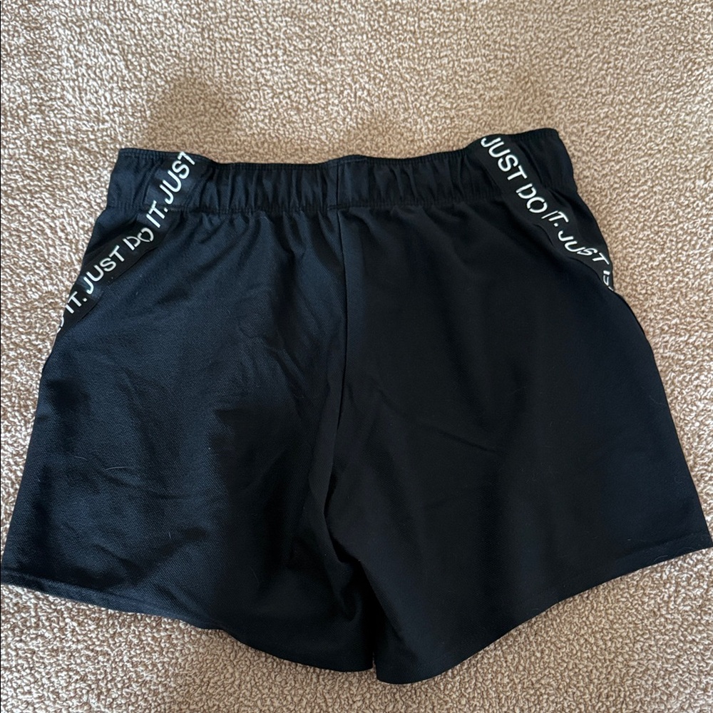 Nike Black Athletic Shorts - Picture 3 of 3